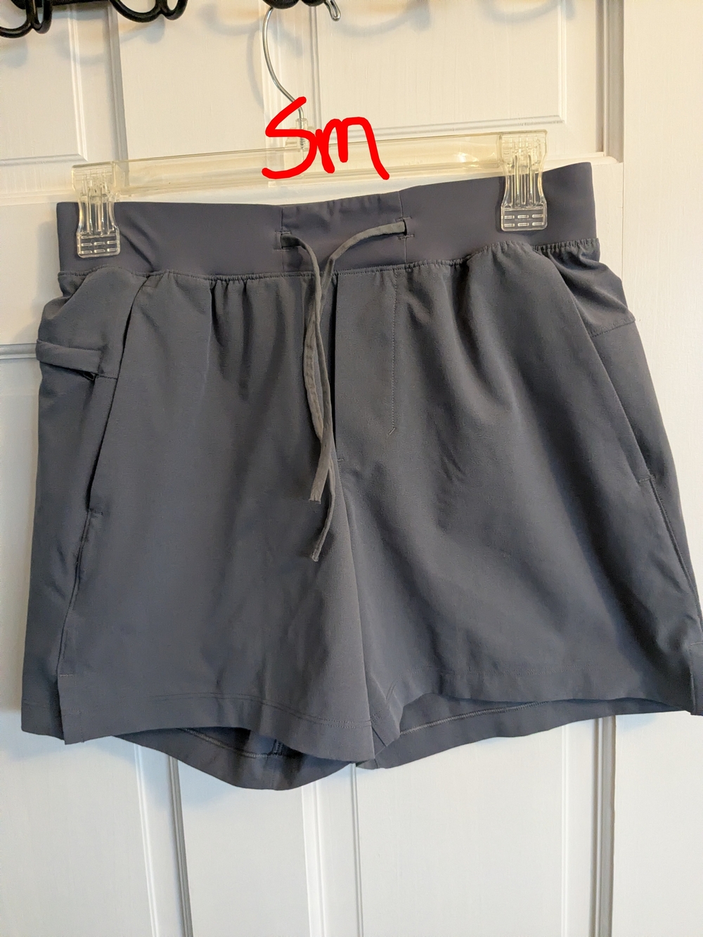 lululemon athletica Women's Charcoal Drawstring Athletic Shorts